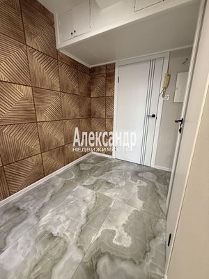 Продам однокомнатную (1-комн.) квартиру, Луначарского пр-кт, 70к1, Санкт-Петербург г