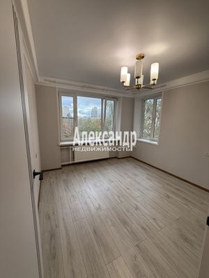 Продам однокомнатную (1-комн.) квартиру, Луначарского пр-кт, 70к1, Санкт-Петербург г