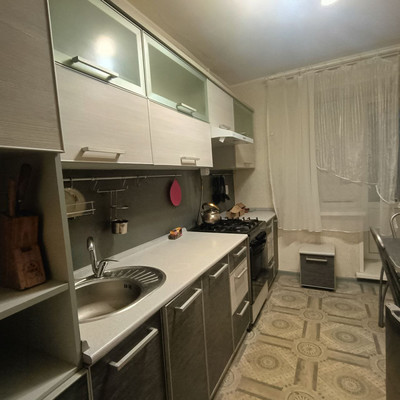 Продам трехкомнатную (3-комн.) квартиру, Первомайская ул, 79, Йошкар-Ола г