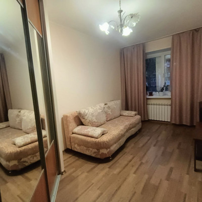 Продам трехкомнатную (3-комн.) квартиру, Первомайская ул, 79, Йошкар-Ола г