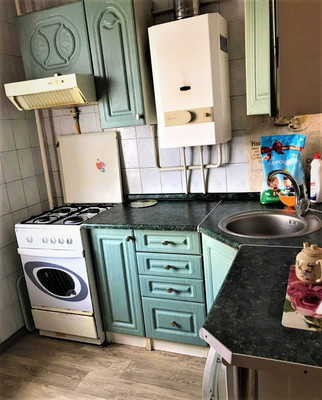 Продам однокомнатную (1-комн.) квартиру, Ульянова Дмитрия ул, 34, Ялта г