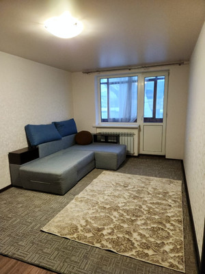 Продам двухкомнатную (2-комн.) квартиру, Севастопольская ул, 32, Симферополь г