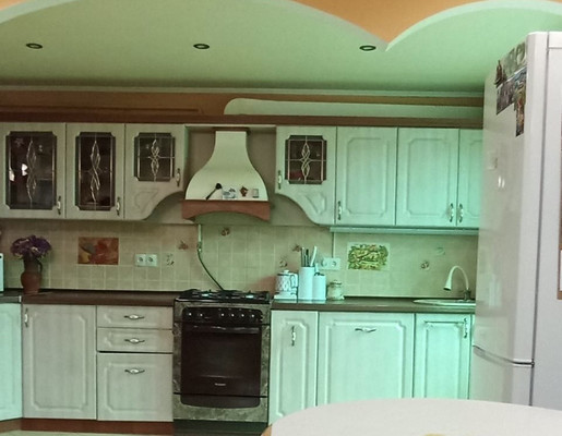 Продам двухкомнатную (2-комн.) квартиру, Октябрьская ул, 17, Широкое с