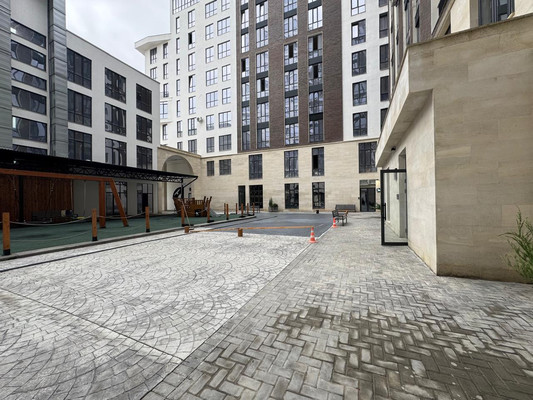 Продам двухкомнатную (2-комн.) квартиру, Кешокова ул, 1, Нальчик г