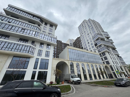 Продам двухкомнатную (2-комн.) квартиру, Кешокова ул, 1, Нальчик г