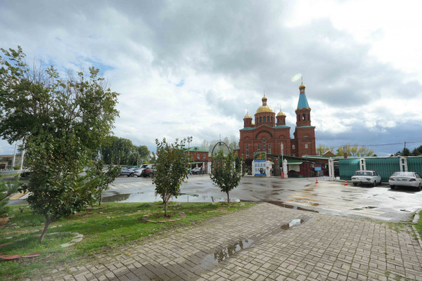 Продам трехкомнатную (3-комн.) квартиру, им. 70-летия Октября ул, 1/1, Краснодар г