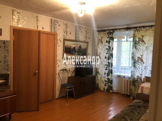 Продам двухкомнатную (2-комн.) квартиру, Юбилейная ул, 2, Кузнечное гп