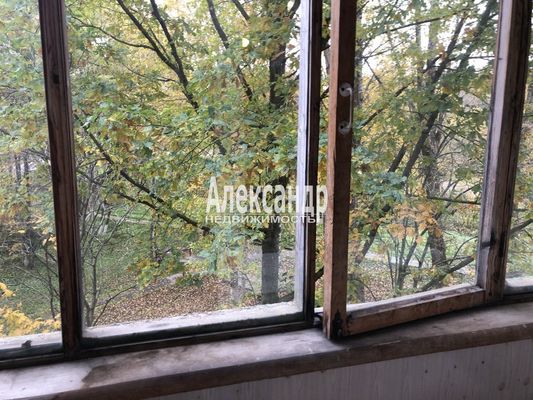 Продам двухкомнатную (2-комн.) квартиру, Юбилейная ул, 2, Кузнечное гп