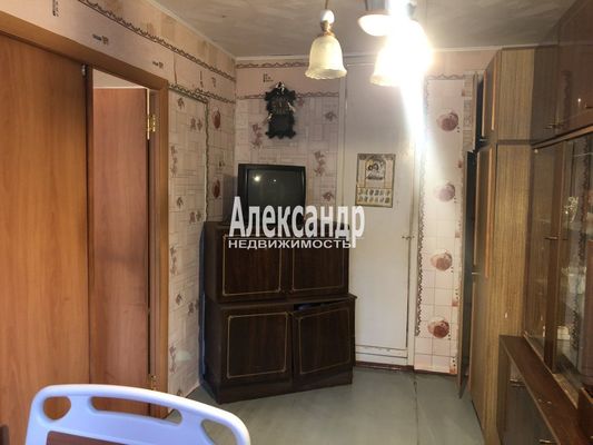 Продам двухкомнатную (2-комн.) квартиру, Юбилейная ул, 2, Кузнечное гп