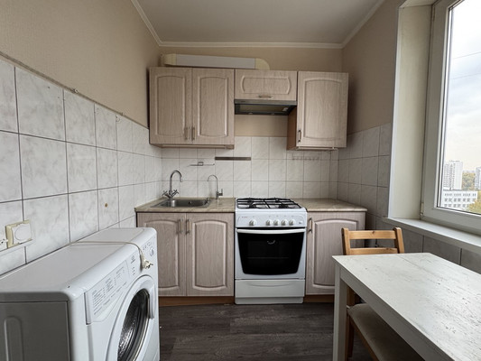 Продам трехкомнатную (3-комн.) квартиру, Академика Волгина ул, 3, Москва г