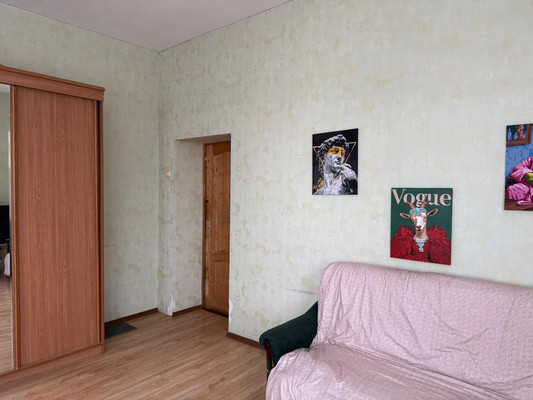 Продам двухкомнатную (2-комн.) квартиру, Рашпилевская ул, 42, Краснодар г