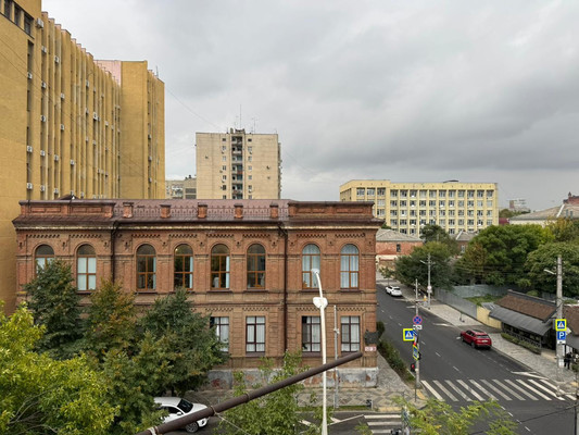 Продам двухкомнатную (2-комн.) квартиру, Рашпилевская ул, 42, Краснодар г