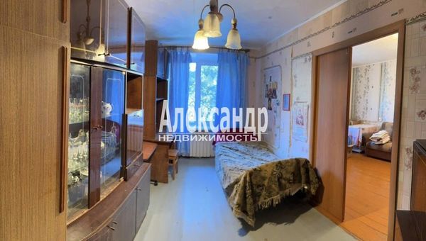 Продам двухкомнатную (2-комн.) квартиру, Юбилейная ул, 2, Кузнечное гп