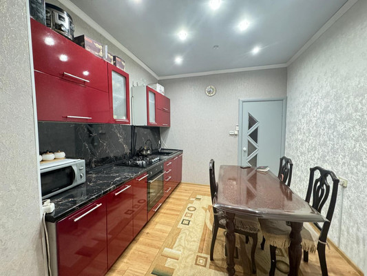 Продам двухкомнатную (2-комн.) квартиру, Бульварная ул, 9, Астрахань г