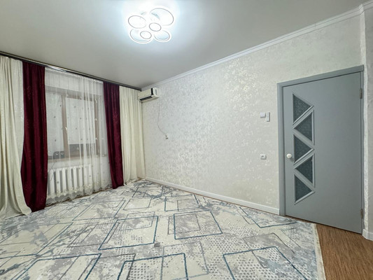 Продам двухкомнатную (2-комн.) квартиру, Бульварная ул, 9, Астрахань г