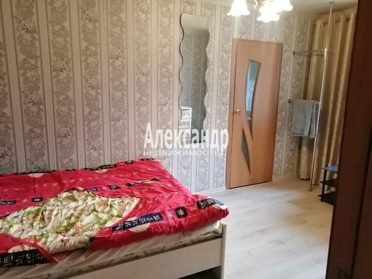 Продам часть дома в поселке город, Торговый пр-кт, 54, Всеволожск г, 10 км от города