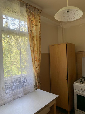 Продам трехкомнатную (3-комн.) квартиру, Павловская ул, 54, Колпино г