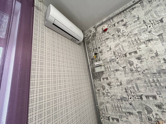 Продам двухкомнатную (2-комн.) квартиру, Ковыльная ул, 94, Симферополь г