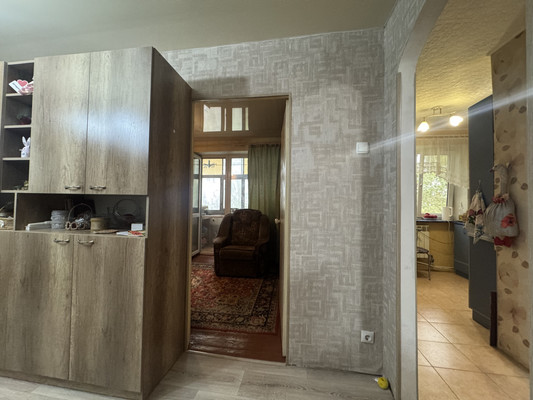 Продам двухкомнатную (2-комн.) квартиру, Севастопольская ул, 5, Новофедоровка пгт