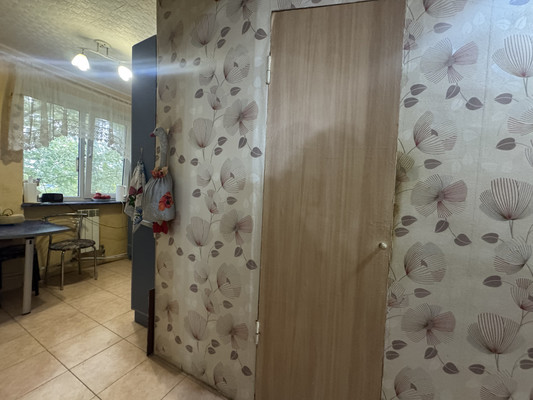 Продам двухкомнатную (2-комн.) квартиру, Севастопольская ул, 5, Новофедоровка пгт