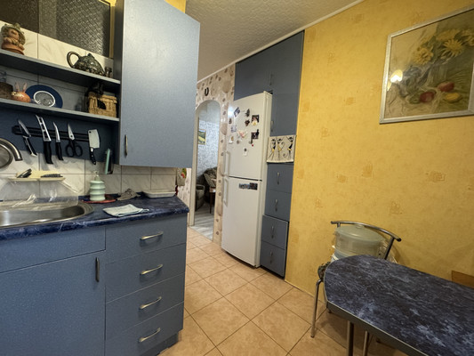 Продам двухкомнатную (2-комн.) квартиру, Севастопольская ул, 5, Новофедоровка пгт