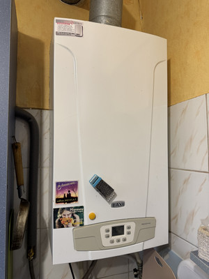 Продам двухкомнатную (2-комн.) квартиру, Севастопольская ул, 5, Новофедоровка пгт