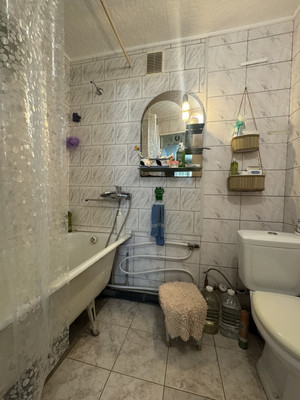 Продам двухкомнатную (2-комн.) квартиру, Севастопольская ул, 5, Новофедоровка пгт