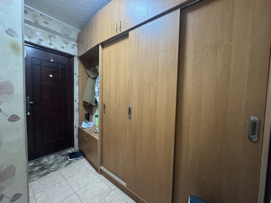 Продам двухкомнатную (2-комн.) квартиру, Севастопольская ул, 5, Новофедоровка пгт