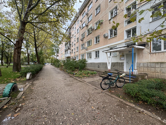 Продам двухкомнатную (2-комн.) квартиру, Севастопольская ул, 5, Новофедоровка пгт