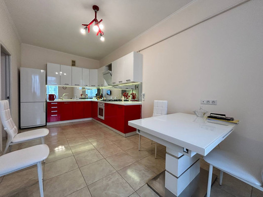 Продам однокомнатную (1-комн.) квартиру, Ковыльная ул, 94, Симферополь г