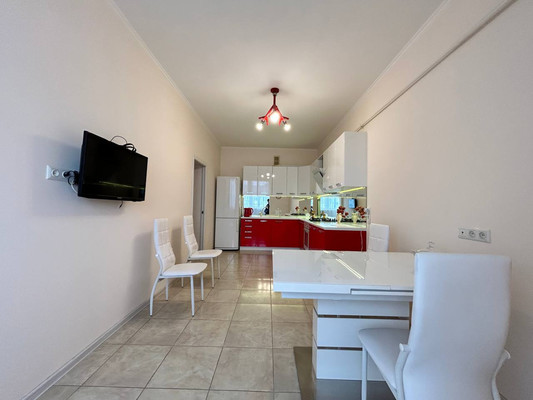 Продам однокомнатную (1-комн.) квартиру, Ковыльная ул, 94, Симферополь г