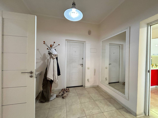 Продам однокомнатную (1-комн.) квартиру, Ковыльная ул, 94, Симферополь г