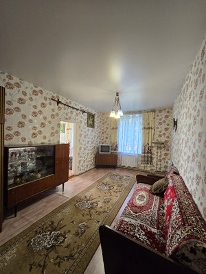 Продам трехкомнатную (3-комн.) квартиру, 2-я Пятилетка ул, 6, Ворсма г