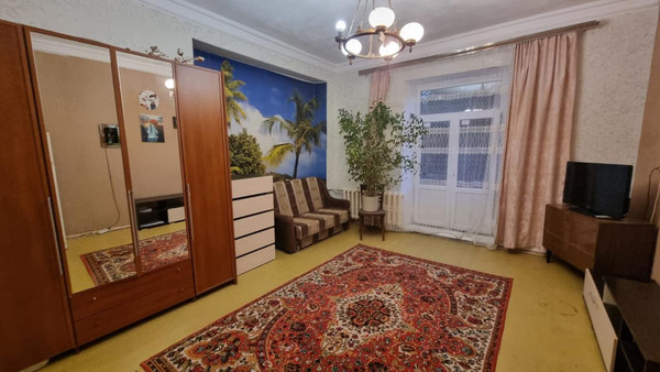 Продам многокомнатную квартиру, Школьная ул, 68, Видное г