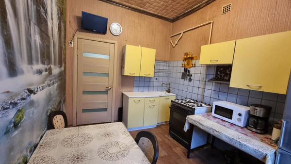 Продам многокомнатную квартиру, Школьная ул, 68, Видное г