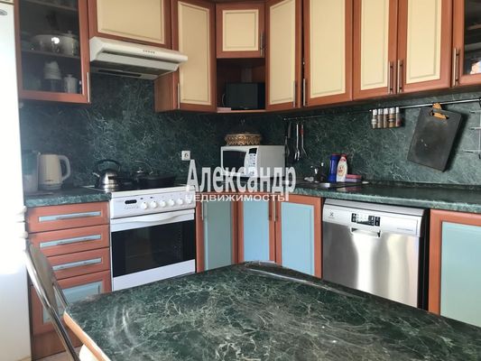 Продам двухкомнатную (2-комн.) квартиру, Савушкина ул, 128к1, Санкт-Петербург г