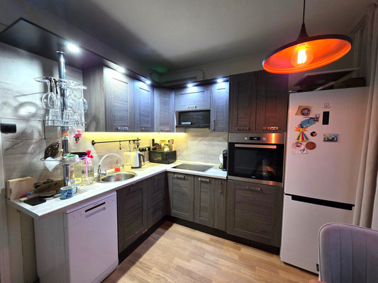 Продам двухкомнатную (2-комн.) квартиру, Горняков пр-кт, 11, Костомукша г