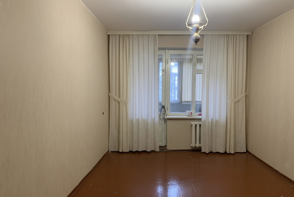 Продам двухкомнатную (2-комн.) квартиру, Бела Куна ул, 19, Симферополь г