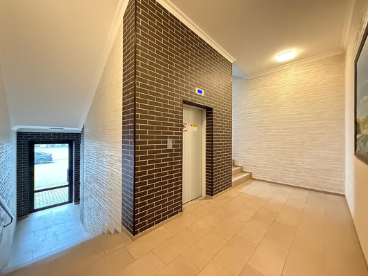 Продам двухкомнатную (2-комн.) квартиру, Чернышевского ул, 201г, Нальчик г