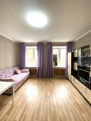 Продам трехкомнатную (3-комн.) квартиру, Революционный пр-кт, 15, Подольск г