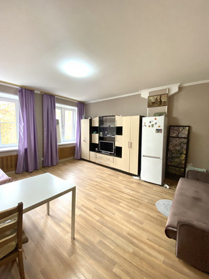 Продам трехкомнатную (3-комн.) квартиру, Революционный пр-кт, 15, Подольск г