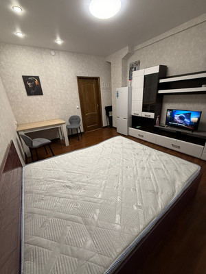 Продам трехкомнатную (3-комн.) квартиру, Революционный пр-кт, 15, Подольск г