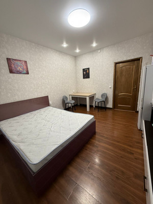 Продам трехкомнатную (3-комн.) квартиру, Революционный пр-кт, 15, Подольск г