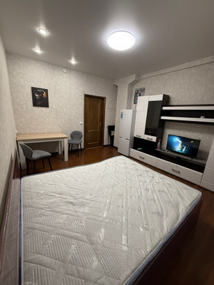 Продам трехкомнатную (3-комн.) квартиру, Революционный пр-кт, 15, Подольск г