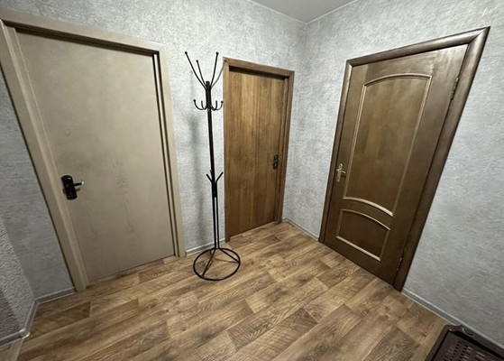 Продам трехкомнатную (3-комн.) квартиру, Революционный пр-кт, 15, Подольск г