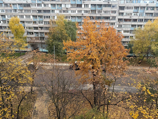 Продам двухкомнатную (2-комн.) квартиру, Абрамцевская ул, 5, Москва г