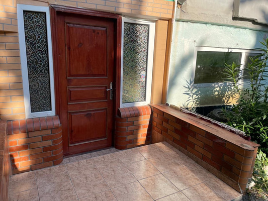 Продам двухкомнатную (2-комн.) квартиру, Нагорная ул, 13, Партенит пгт