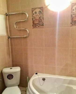 Продам двухкомнатную (2-комн.) квартиру, им. Селезнева ул, 4/10, Краснодар г