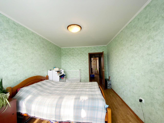 Продам трехкомнатную (3-комн.) квартиру, Бородина ул, 7, Пенза г