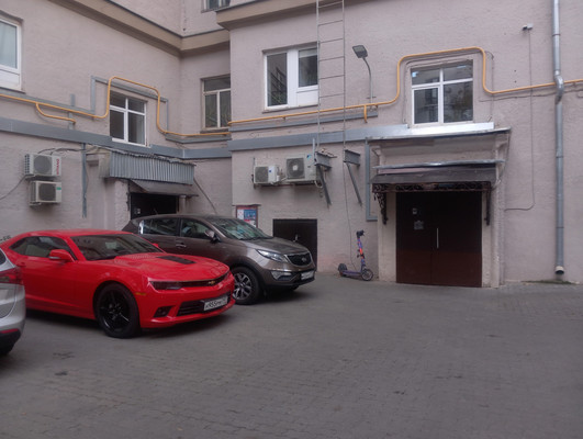 Продам многокомнатную квартиру, Арбат ул, 45к24, Москва г